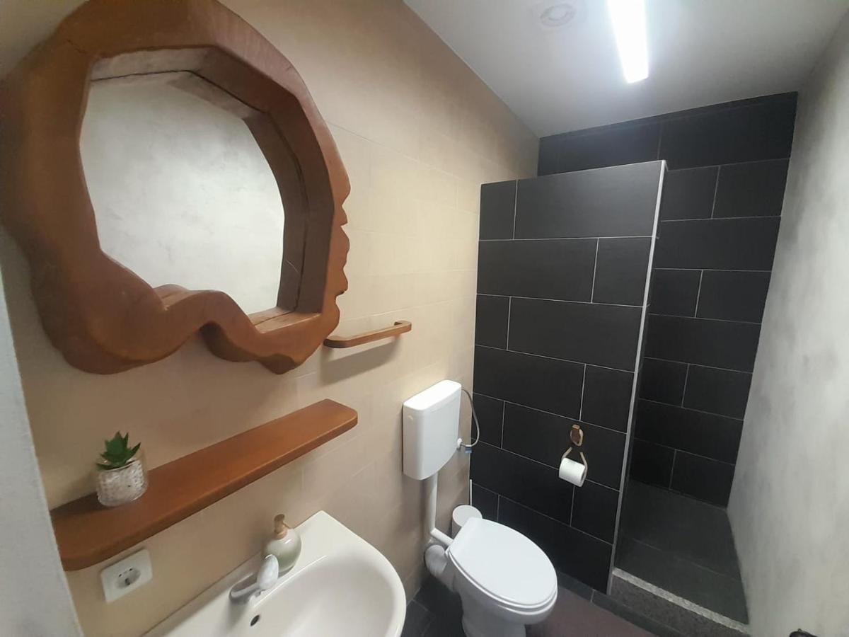Mosia Dar In Rai Appartement Berbesti Buitenkant foto