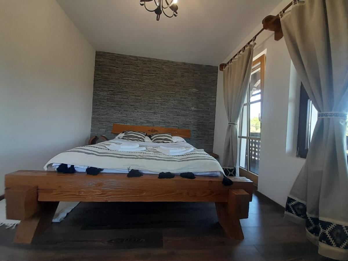 Mosia Dar In Rai Appartement Berbesti Buitenkant foto